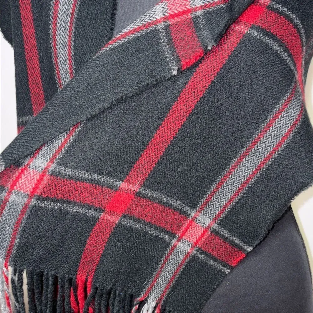 London Fog Black and Red Plaid Scarf